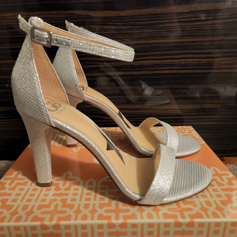 Gianni Bini Sparkly White Ella-Quent Fabric Ankle Strap Heel Sandal